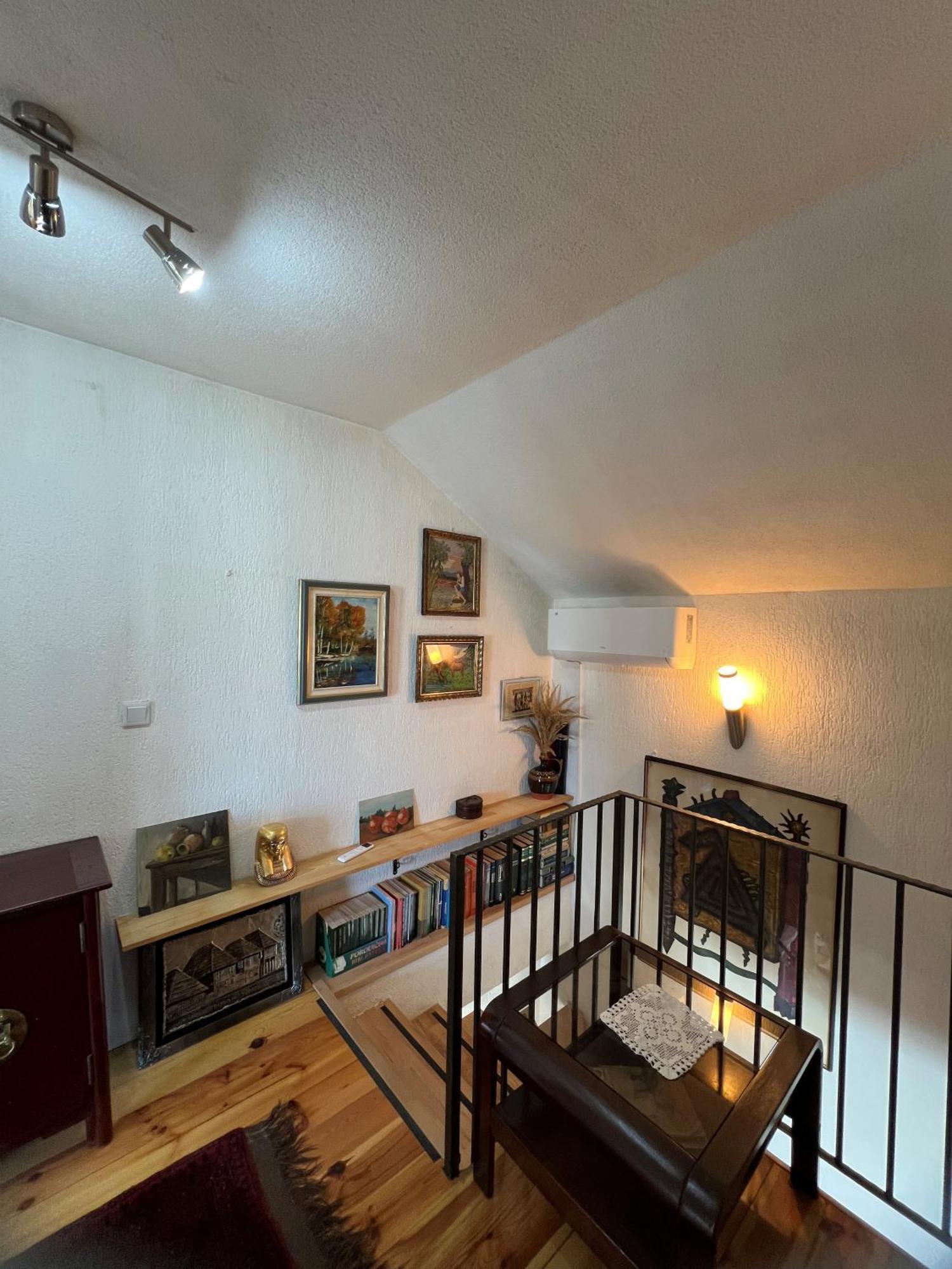 Aja Holiday home *